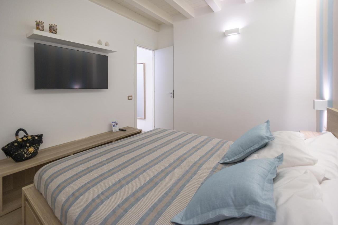 En..Suite Чефалу Экстерьер фото
